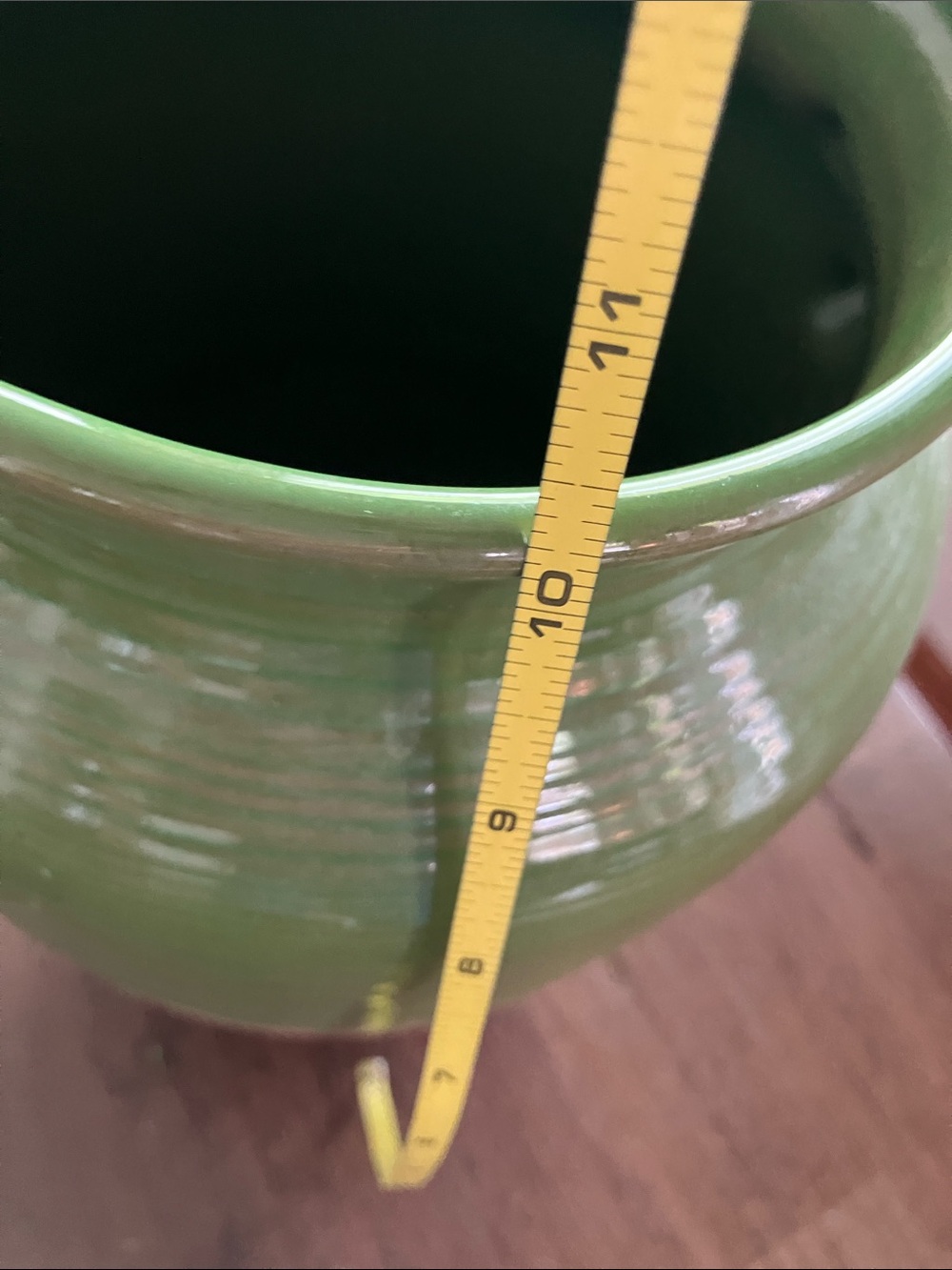 Southern Living at HOME OLIVE JAR DU MAR OLIVE GREEN & SANDSTONE - Picture 8 of 9